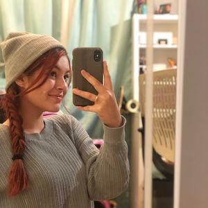 Meet your Posher, Daniela